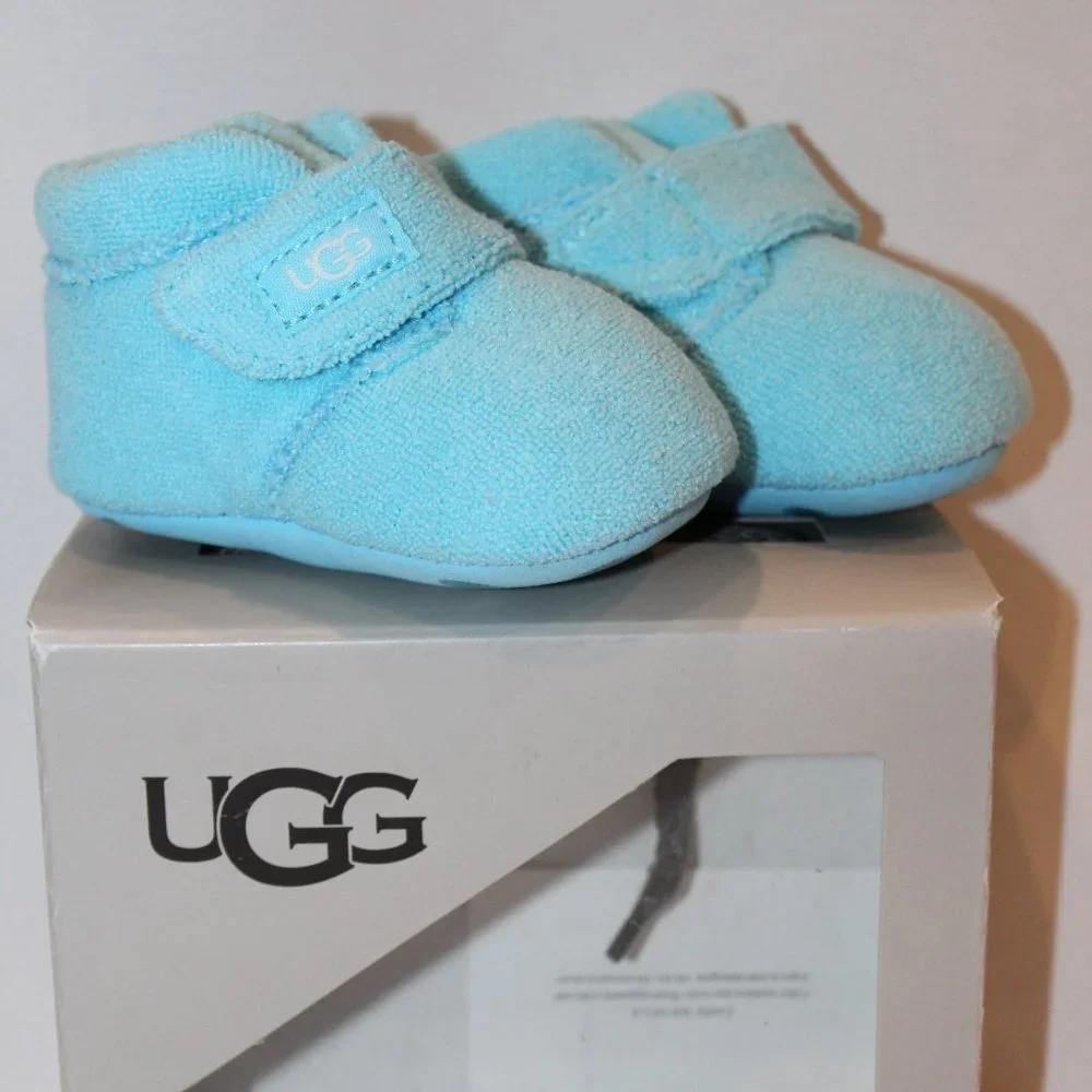NIB UGG BOY'S GIRL''S BABY‎ INFANT BOOTIES SKY BLUE